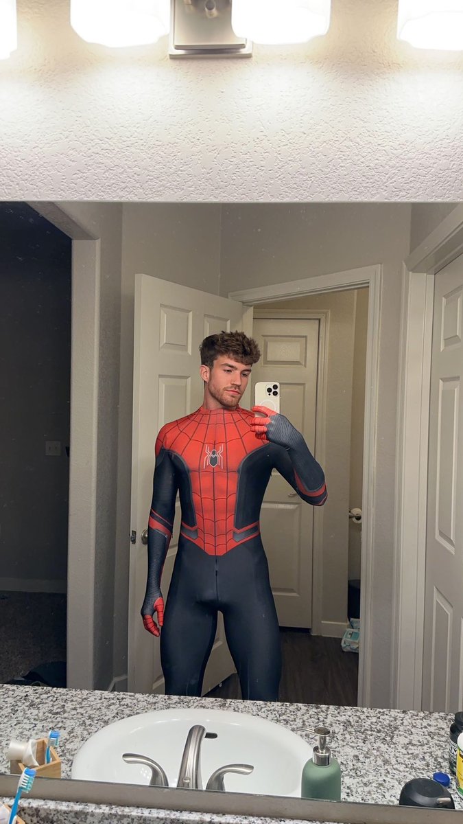 Carter Collins tweet media