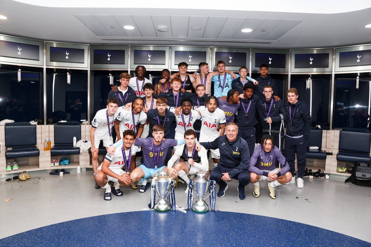 Tyresehall tweet media