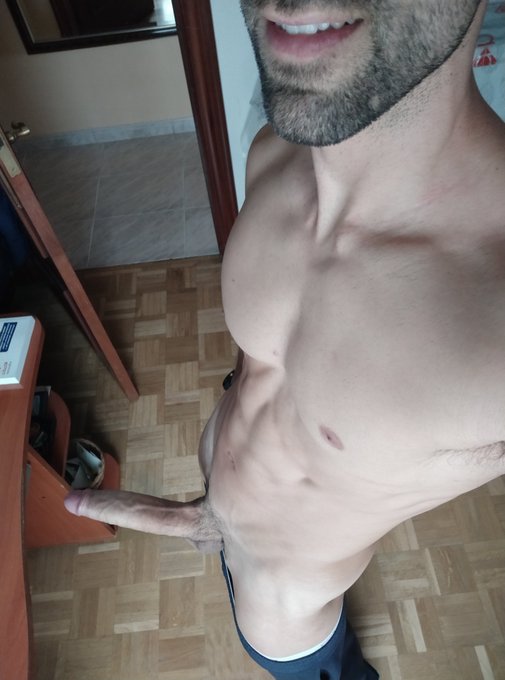 &iquest;Te la meto por el culo? 🍆🍑😉 https://t.co/UqNUlJgUIt