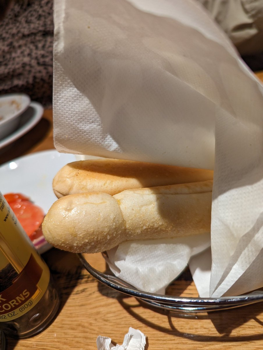 Went to lunch at Olive Garden. I passed on the breadsticks 🤣