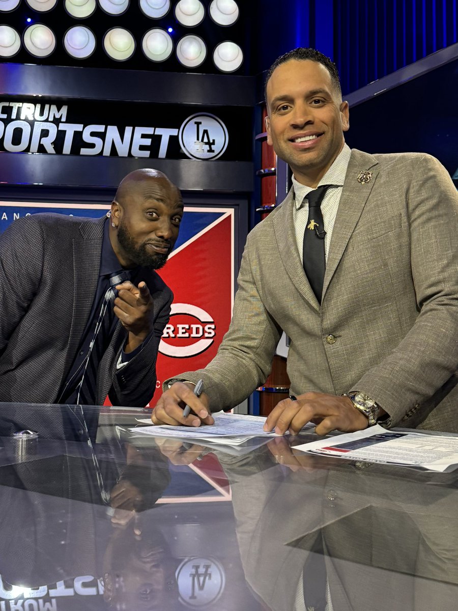 James Loney (@james__loney) on Twitter photo Back at it with <a href="/DTrainMLB/">Dontrelle Willis</a> for our first show together this year. Safe to say we had some laughs! Back at it with <a href="/DTrainMLB/">Dontrelle Willis</a> for our first show together this year. Safe to say we had some laughs!