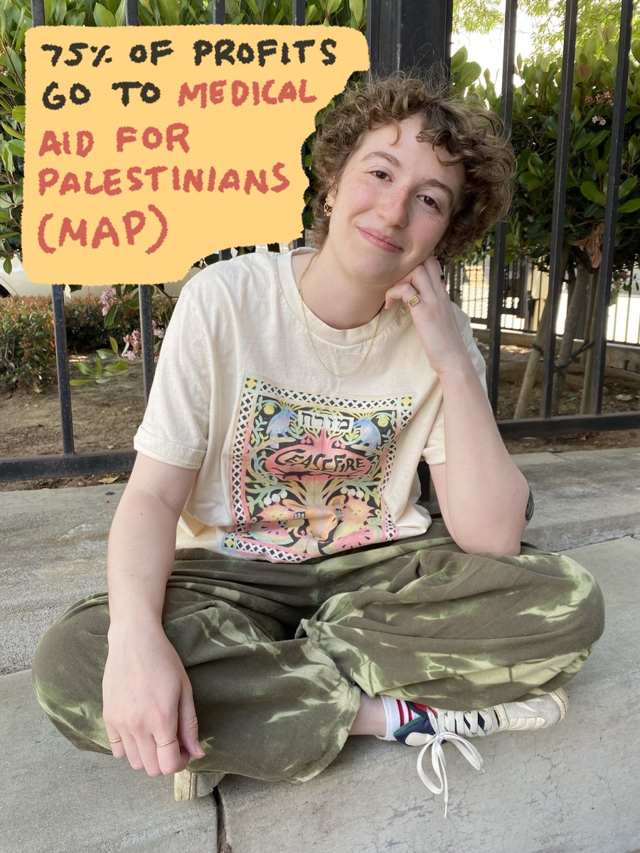 3 days left to get a Ceasefire Mizrah t-shirt or sweatshirt from @weareprintsocial and 75% of profits go to Medical Aid for Palestinians (MAP)! thanks so much to those of you who have already purchased one! link to buy is here or in my bio👕🔗