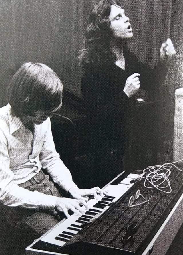 Ray & Jim
#RayManzarek #JimMorrison