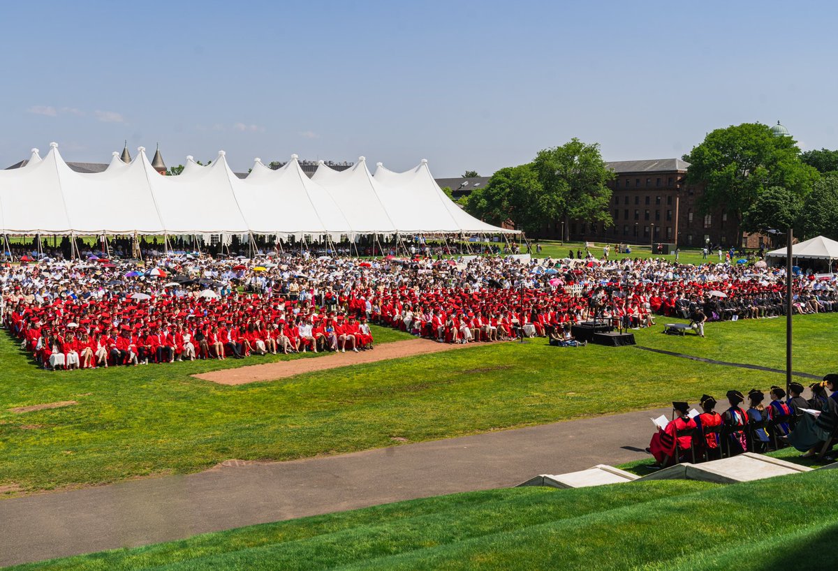 wesleyan_u's tweet photo. Hats off to the class of 2024! 🎓 https://t.co/gU9sVFkpmb