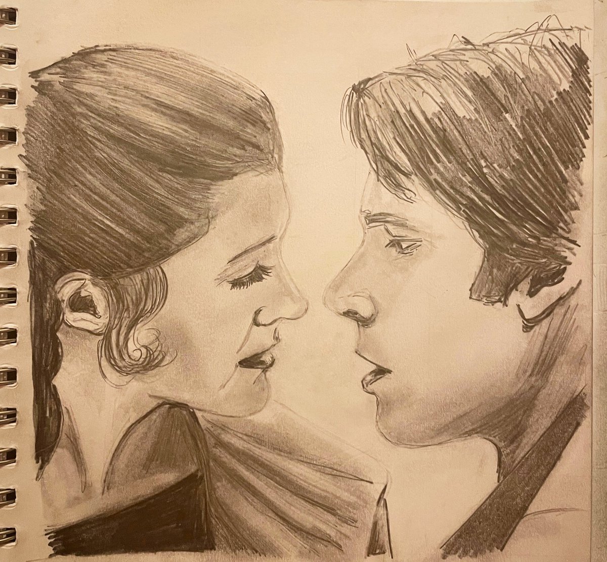 draws_simon's tweet image. Han &amp;amp; Leia ~ #sketchbook #empirestrikesback #sketchart