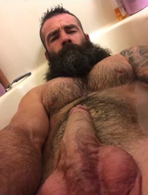 Just wondering, how is the view from down there? https://t.co/FkVwxzev2c