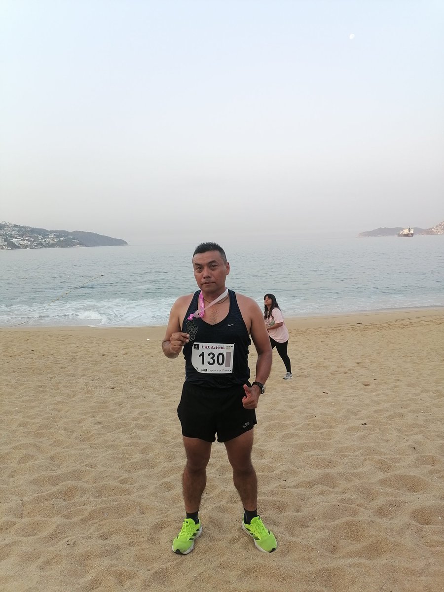 Corredorssp's tweet photo. #SSPGRO esta vez, si llegamos lejos jejejej. Gracias a Dios. @BetoCortesGale1 @BLANCH_STELA @ComuniRunners @CorroAMiPaso @ESPNRun @EntreRunners @ManicomioRunner @RunMX https://t.co/S0wEYDUrQj
