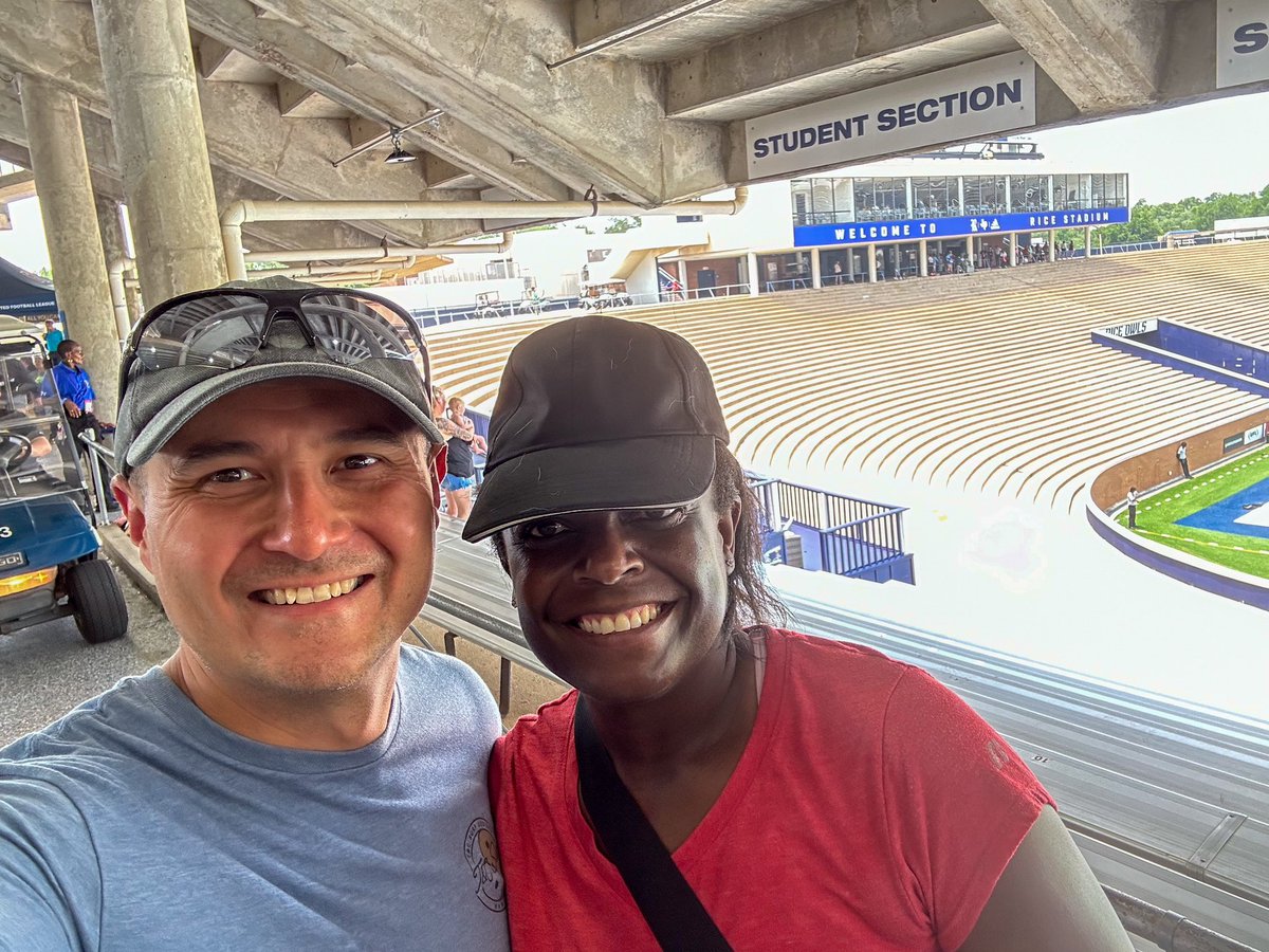 It was a hot day at Rice Stadium, but we enjoyed our first @TheUFL game watching the Houston Roughnecks take on the Michigan Panthers with friends. Also loved seeing all the tributes to the men and women who gave their life for our country. Thanks for your hospitality, Chris