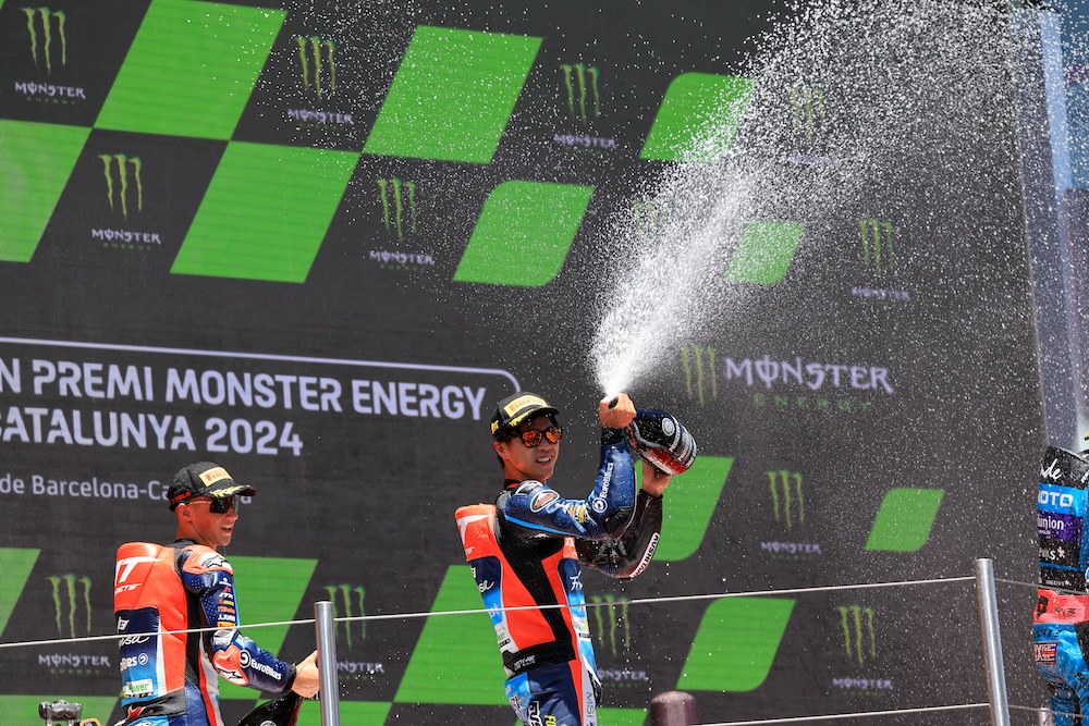 今回もみせてくれました！10番手スタートから9人抜き、2位のチーム