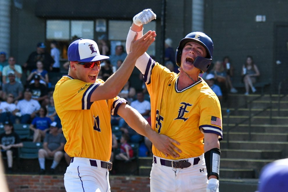 LSUEBengalsBSB's tweet photo. Dupuy Adds A Dinger

Alex Dupuy adds to the LSU Eunice total with an opposite field solo home run to right field in the third inning.  The Bengals extend their lead over Kellogg to 8-0 after three innings.

#DCCS
#GeauxBengals https://t.co/LzZAurPgMi