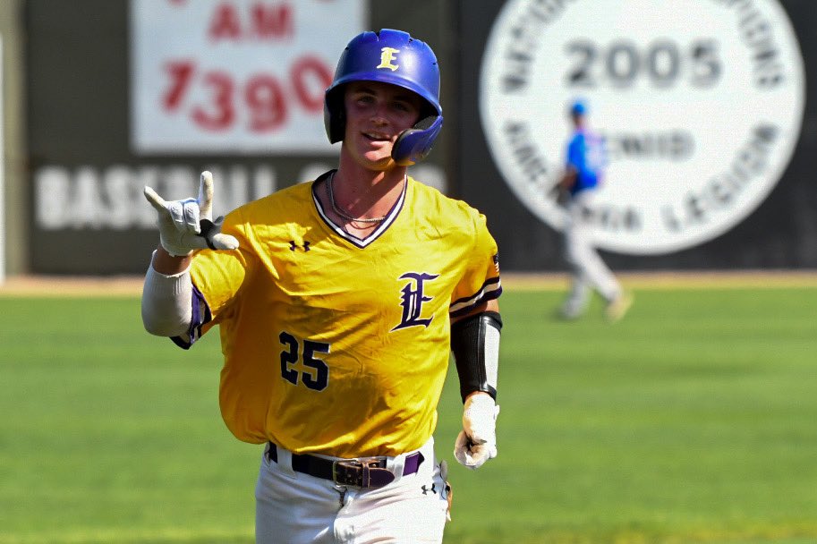 LSUEBengalsBSB's tweet photo. Dupuy Adds A Dinger

Alex Dupuy adds to the LSU Eunice total with an opposite field solo home run to right field in the third inning.  The Bengals extend their lead over Kellogg to 8-0 after three innings.

#DCCS
#GeauxBengals https://t.co/LzZAurPgMi