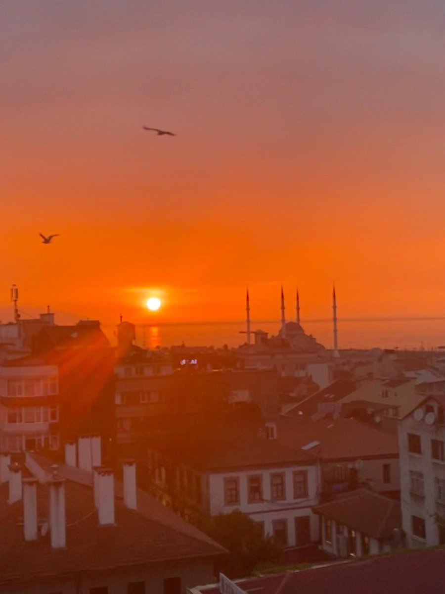 tutamıyorum zamanı.. 

#trabzon 🌇