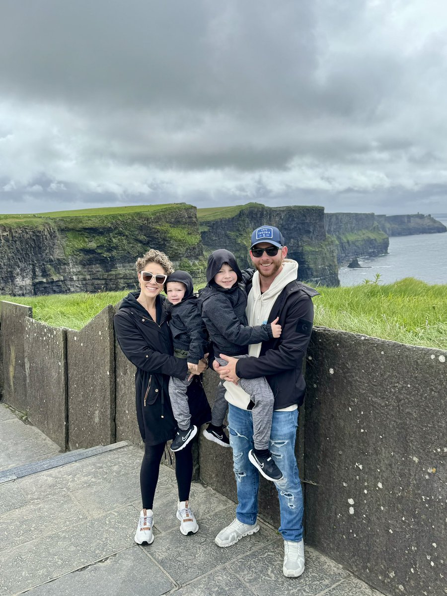 Getting Quirky in Ireland at the Cliffs of Moher!