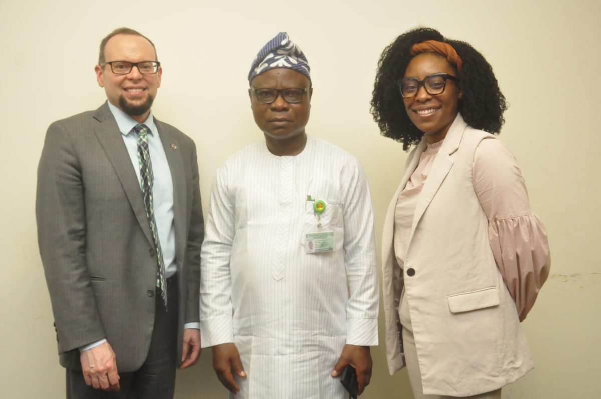 🇺🇸🇳🇬 The political section of the U.S. Embassy in Abuja engaged with the House of Representatives Nigeria-United States Parliamentary Friendship Group, focusing on our mutual goals of strengthening democracy, enhancing Nigeria's business environment, and bolstering national