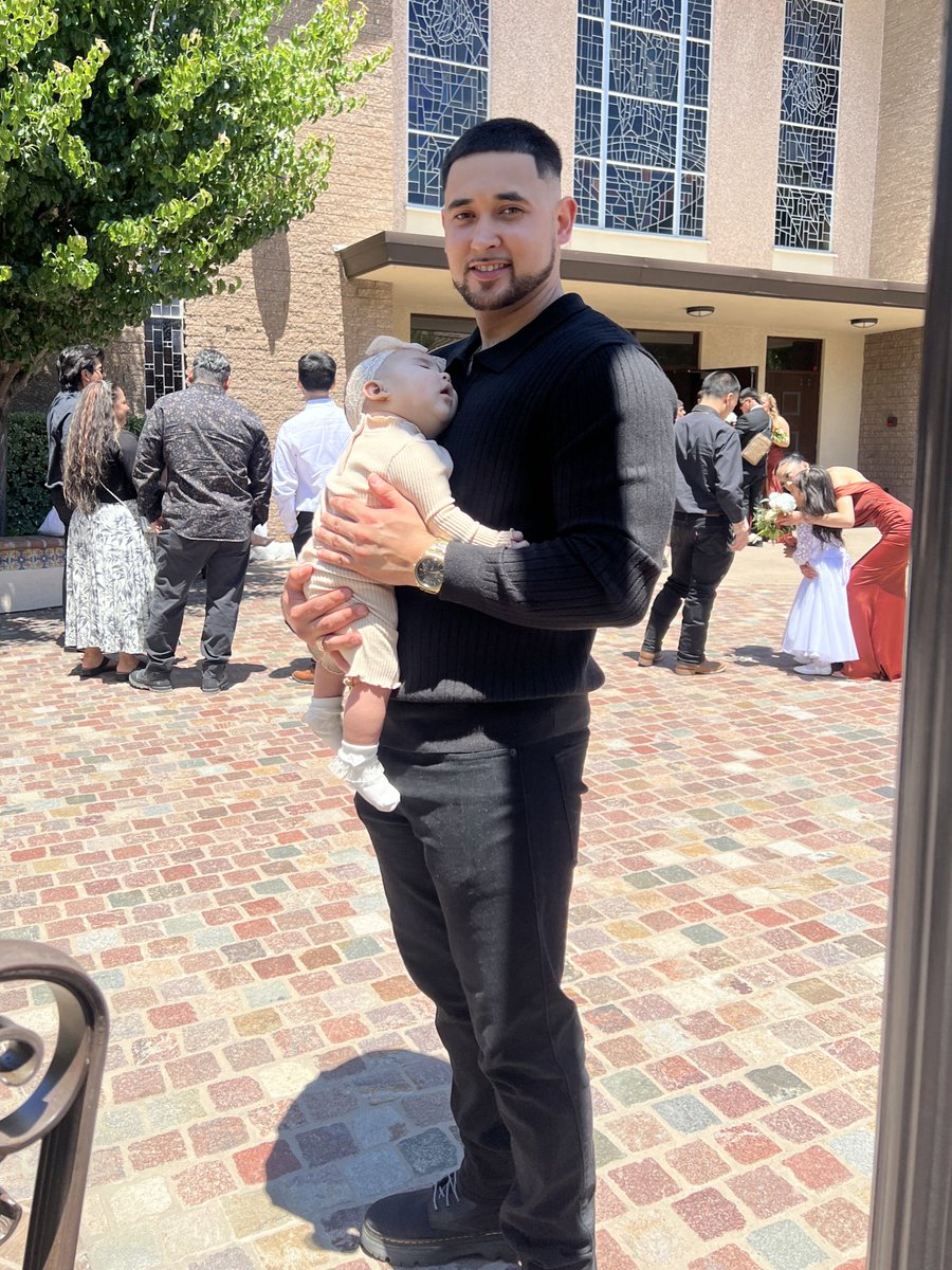 ThatManManny_07's tweet photo. Girl Dad 👧🏻 https://t.co/mmVfk6ekKW