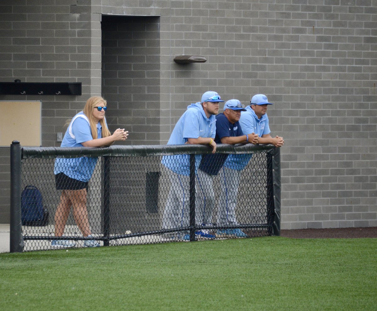 Excited to catch these guys Thursday in Grove City for Regional Semis vs Orange and grab some more action shots 📸⚾️🐻

District champs—5•23•24⬇️