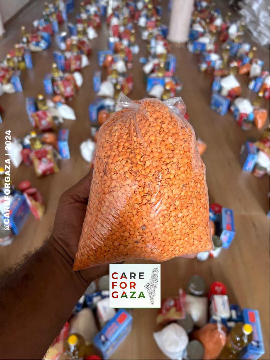 CareForGaza's tweet image. Food packages containing basic food items have been delivered to tens of displaced families by the team members.

Amidst the chaotic situation and the ongoing violence against the people living in fear and uncertainty we are committed to providing humanitarian assistance to those…
