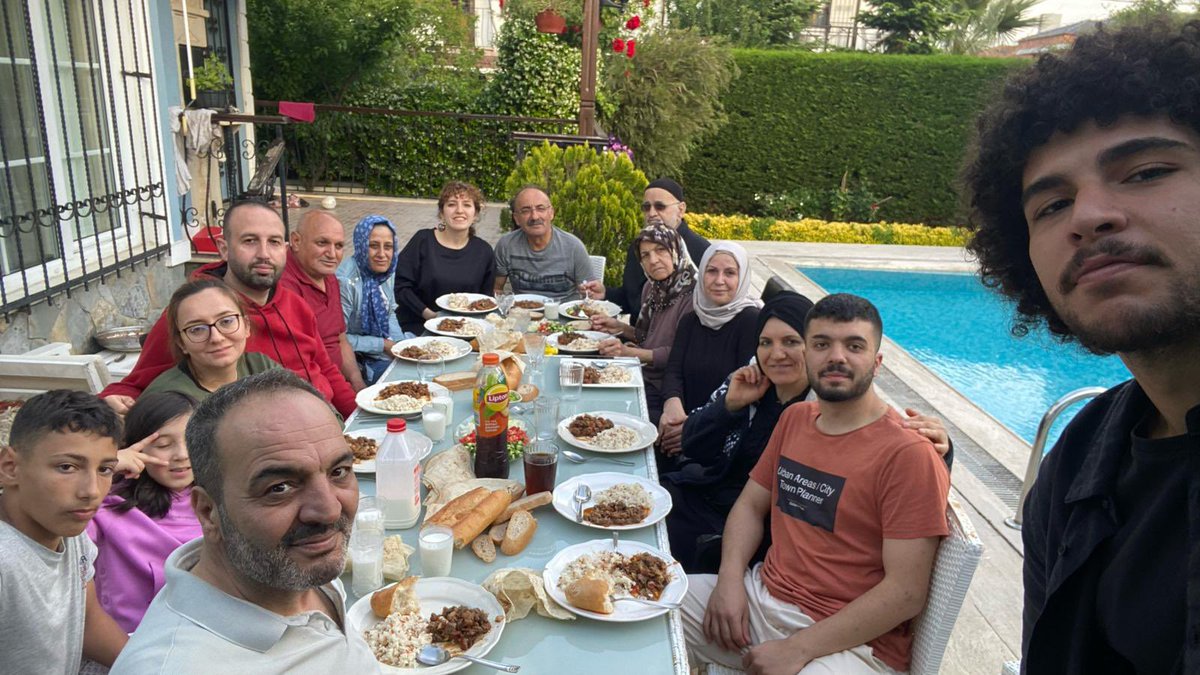 yldrm_nermin's tweet photo. Düğün sonrası… https://t.co/RRjz0Tuwi8