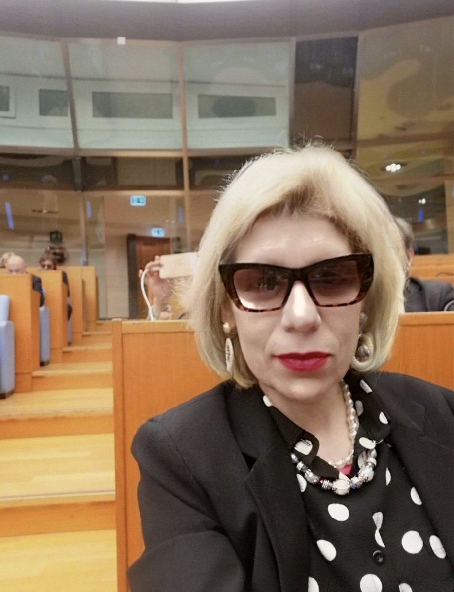 PamelaPaparoni's tweet photo. Dopo tanti eventi in  regioni italiane 23 maggio si è svolto a Roma Aula dei Gruppi alla Camera l'evento conclusivo del #Festivaldellosvilupposostenibile organizzato da #ASvis verso #Agenda2030 con proposte per il nuovo Parlamento Europeo. 
@asvisitalia #guardiamoalfuturo https://t.co/Hy7ndGOIXd