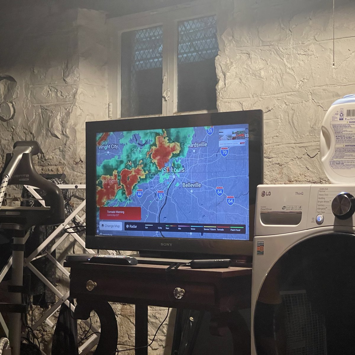 Does your #midwest basement feature a special severe storm tv? #Stlwx