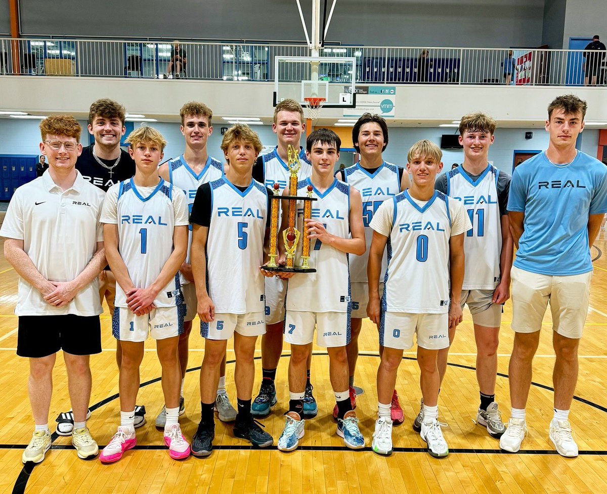 REALbasketball_'s tweet photo. 2024 Up North Challenge 15u Champs! 
Really fun group to watch, been together for a few years. They can really defend and share the ball ✅ @Todd_lakee @austin23142403 https://t.co/GJpwJjYoFO