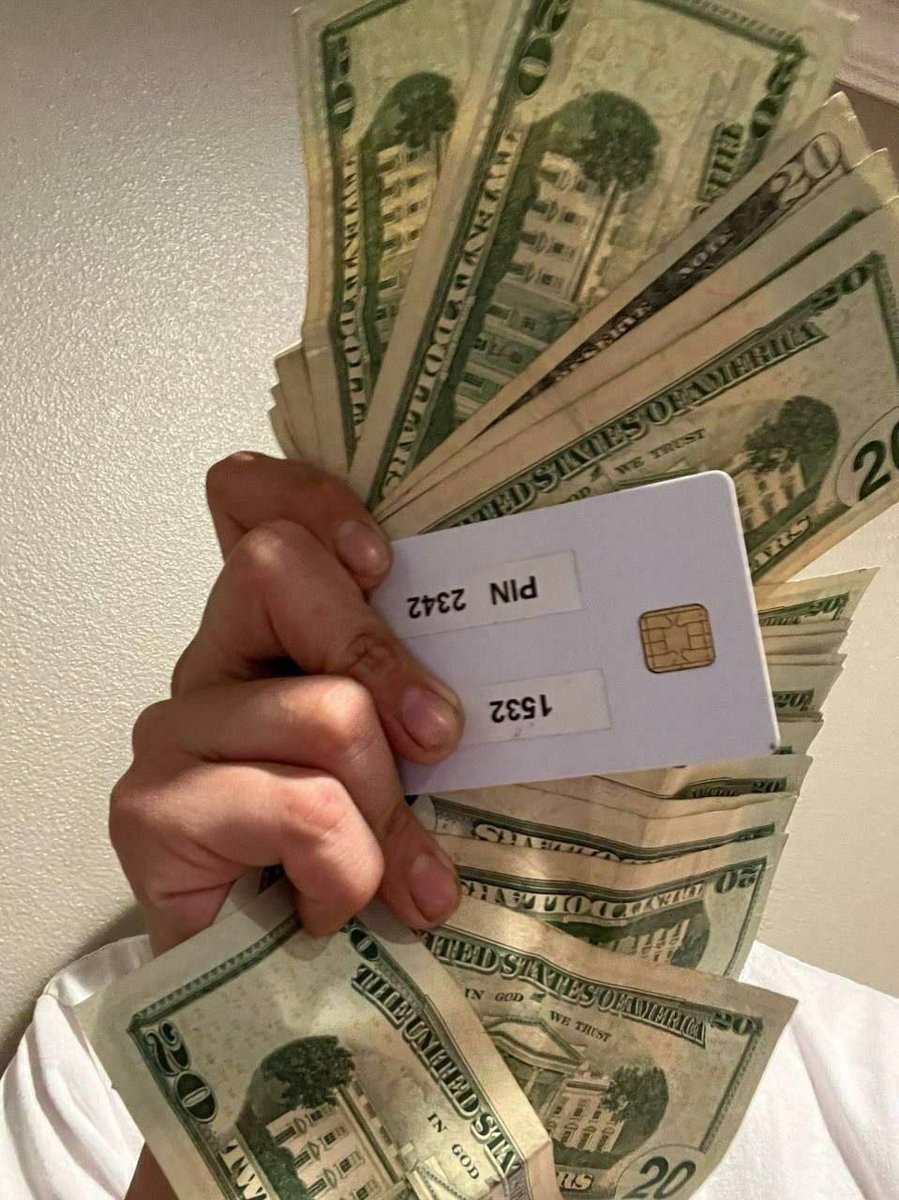 stackpacks01's tweet image. Keep cashing out 💰💰💰
My clone cards never disappoint 
Active now taking orders