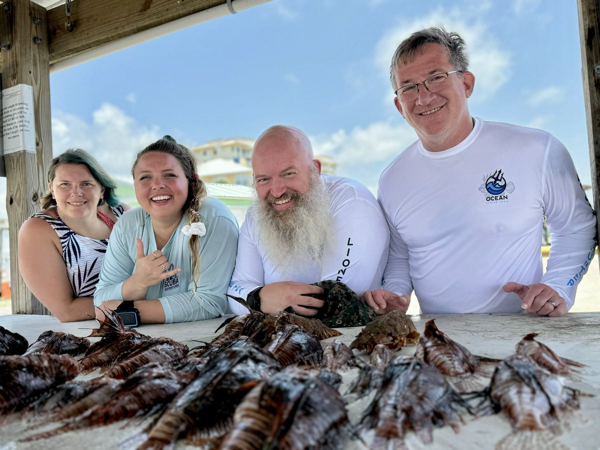Our dive family is in Pensacola getting some lion fishing in. Go peeps!