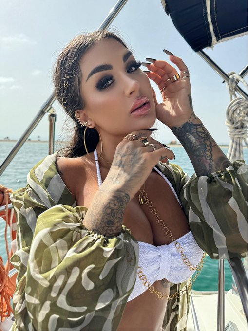 NUTTELA🎶🔥 https://t.co/sGQitTOc7m