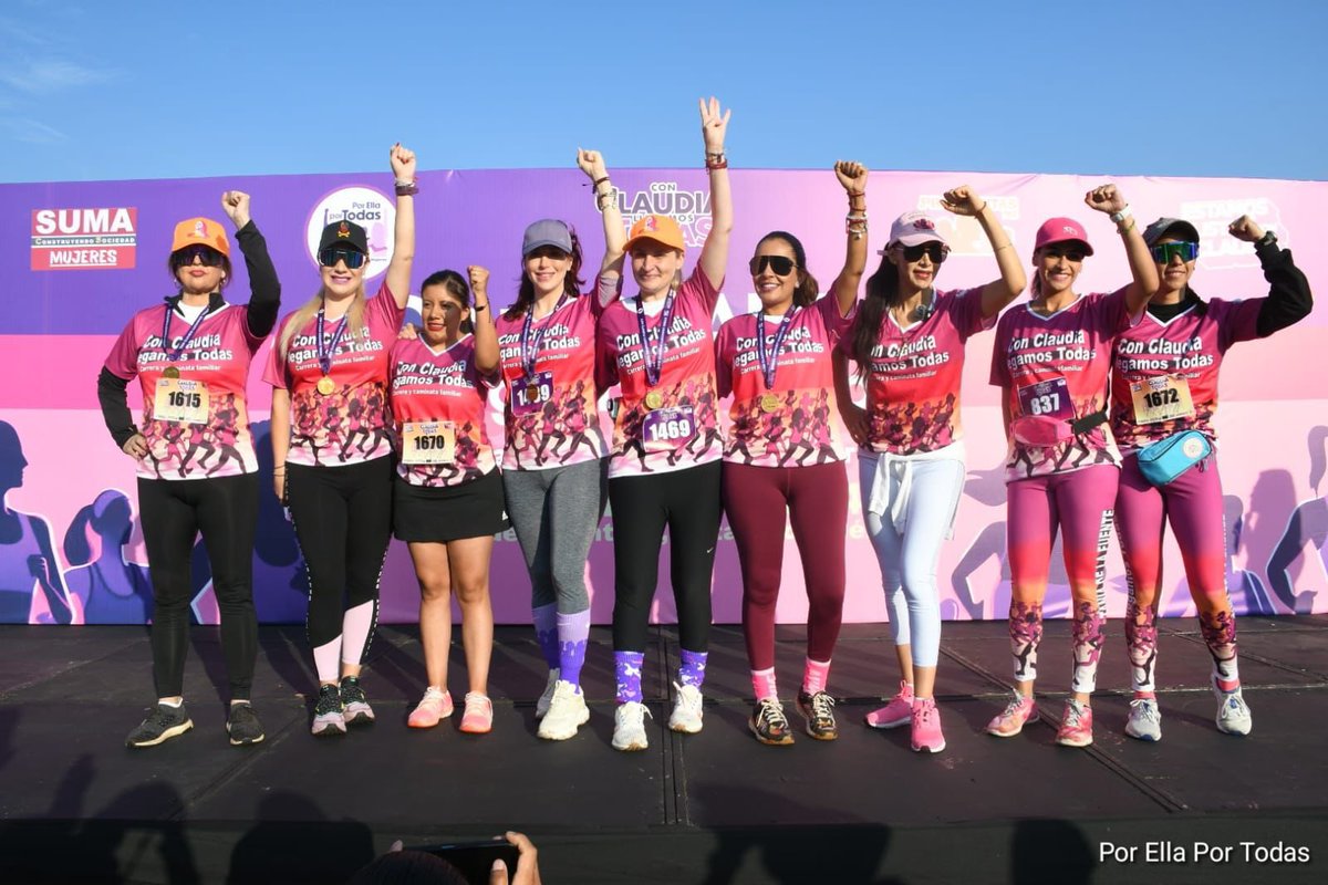 eruviel_avila's tweet photo. Felicidades a @PorTodas_Mx, @presidentasmx y todas quienes participaron en la carrera y caminata #ConClaudiaLlegamosTodas, en apoyo a quien será la primera presidenta @Claudiashein. La #FamiliaVerde mexiquense estuvo bien representada por nuestra amiga @carocharbel. Enhorabuena. https://t.co/Ln2tj3e18o