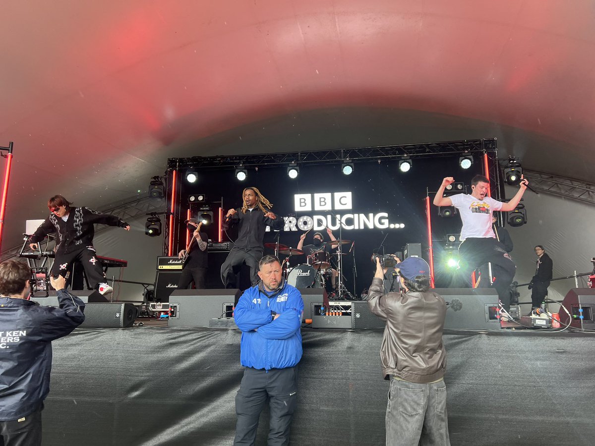 Kam Zaki tweet media