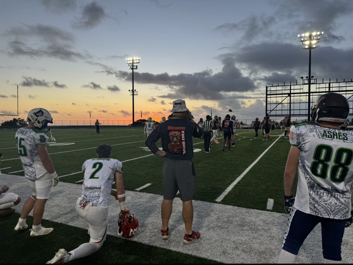Hawaii Tiki Bowl tweet media