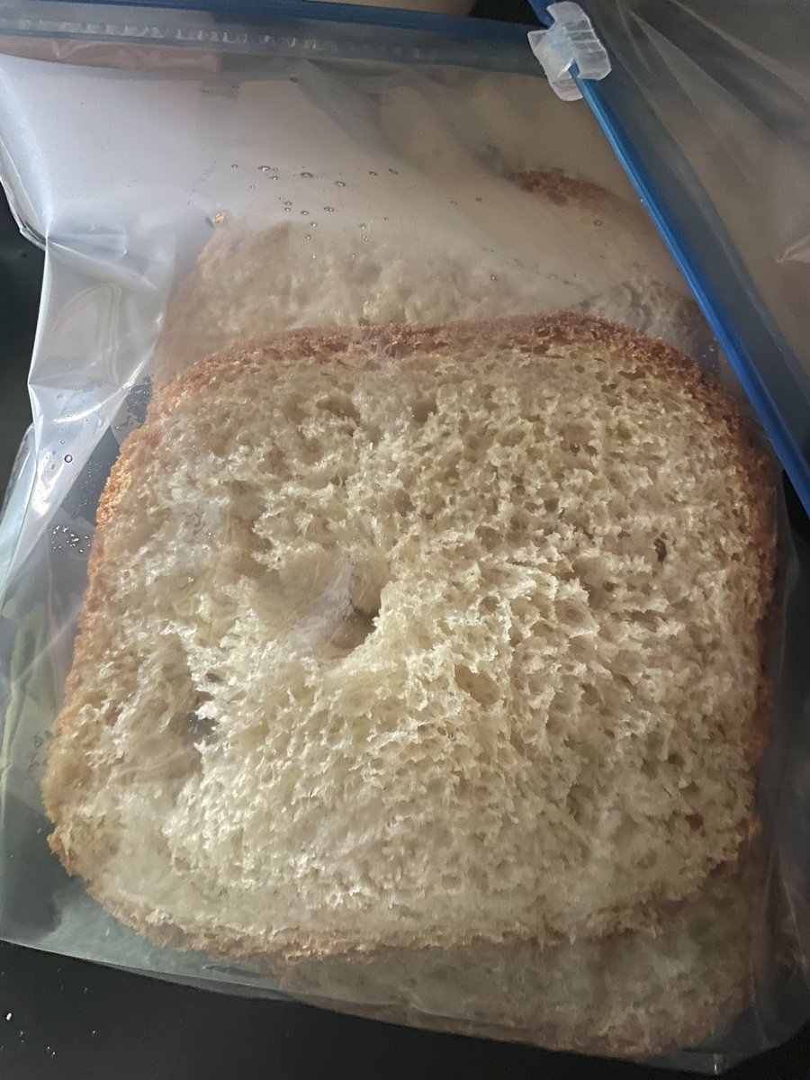 The crumb, y’all. So fun! 

I ❤️my 
bread 
maker.