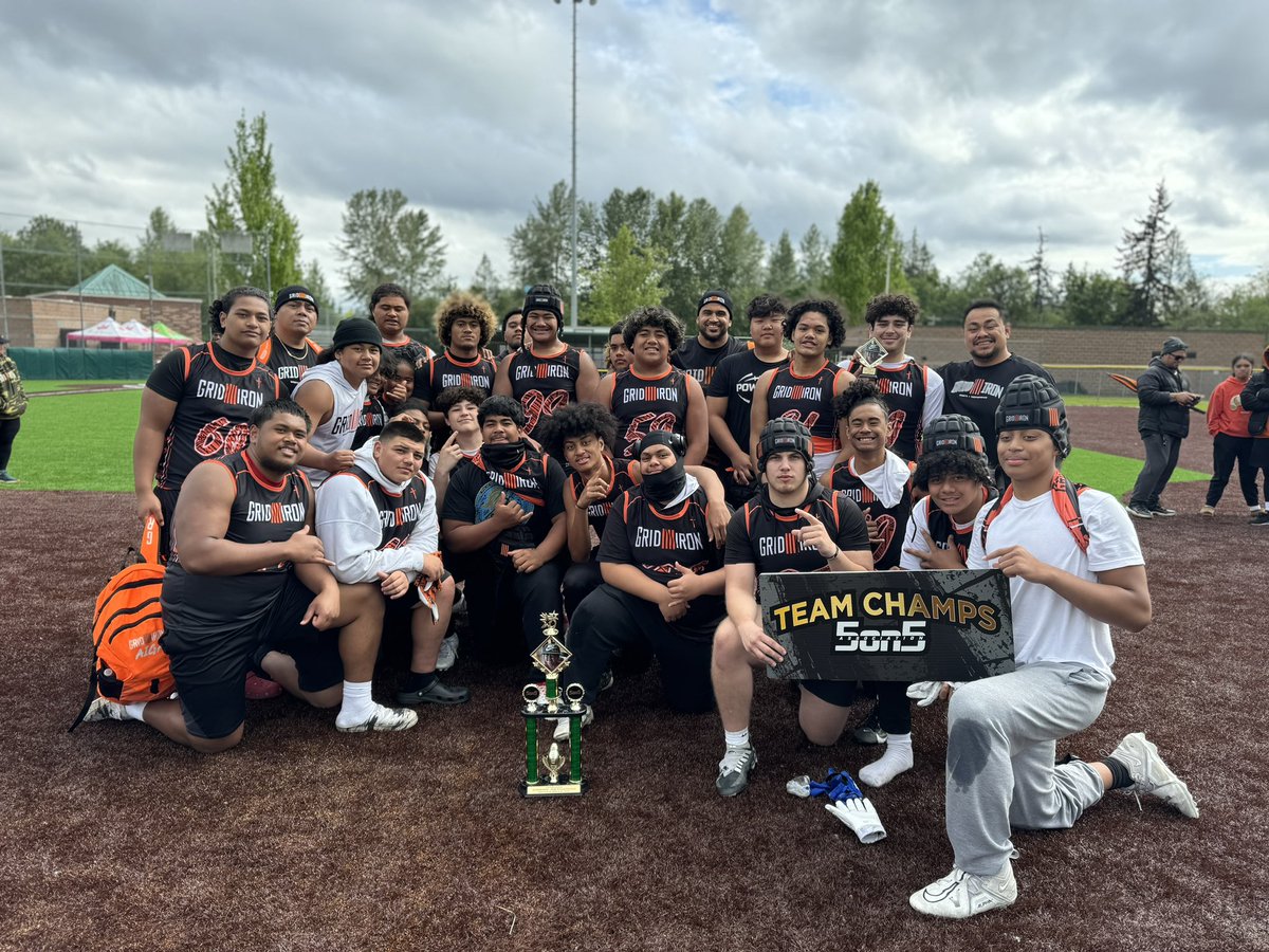 Final #brAvery @The7on7NW and @5on5association of the year at Battle In Seattle, 7on champs @WipeMeDownBoyz and 5on champs @gridironsp