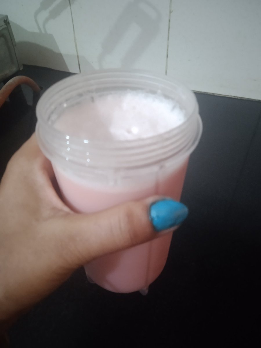 Aajoo frnds lassi thandi2 bhut garmi aa 😍💕🤭😃