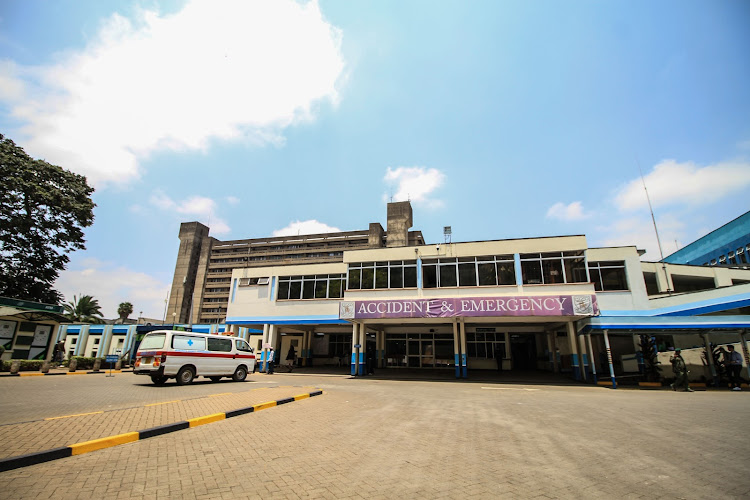 Kenyatta National Hospital is wallowing in Sh4.5 billion debt and facing reports of possible fraudulent financial operations.The problems of the 1,800-bed facility threaten to compromise the quality of its services. #MainaAndKingangi