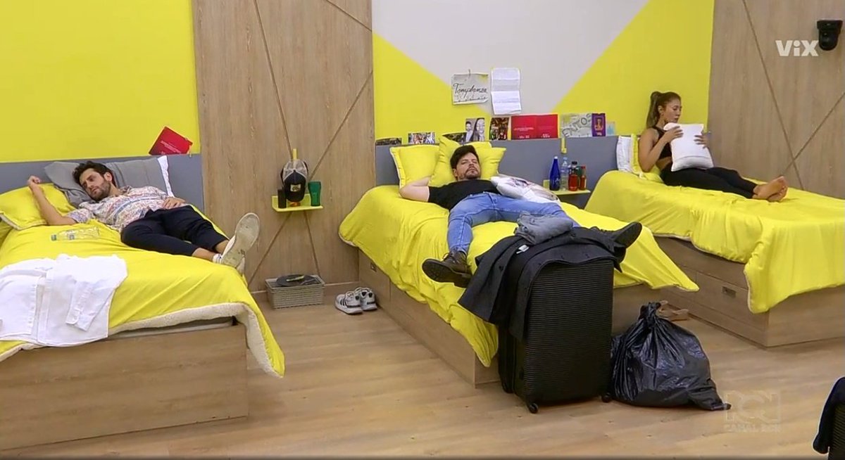 cero_amargada's tweet photo. #LaCasaDeLosFamososCol
Los verdaderos muebles 🤨
Estos son los #muebles que quieren que lleguen a la final?

 y asi me Funen estoy diciendo la verdad 😌💁🏼‍♂️ https://t.co/XUeEJuqwpd