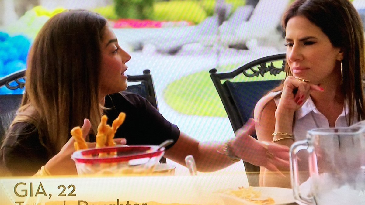 Gia giving her opinions to the Real Housewives about their relationships seems inappropriate.
#RHONJ #RealHousewivesofNewJersey