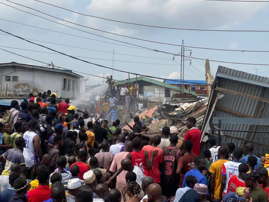 ICYMI: Three dead, seven injured as mosque collapses in Lagos (updated) | TheCable thecable.ng/one-dead-many-…