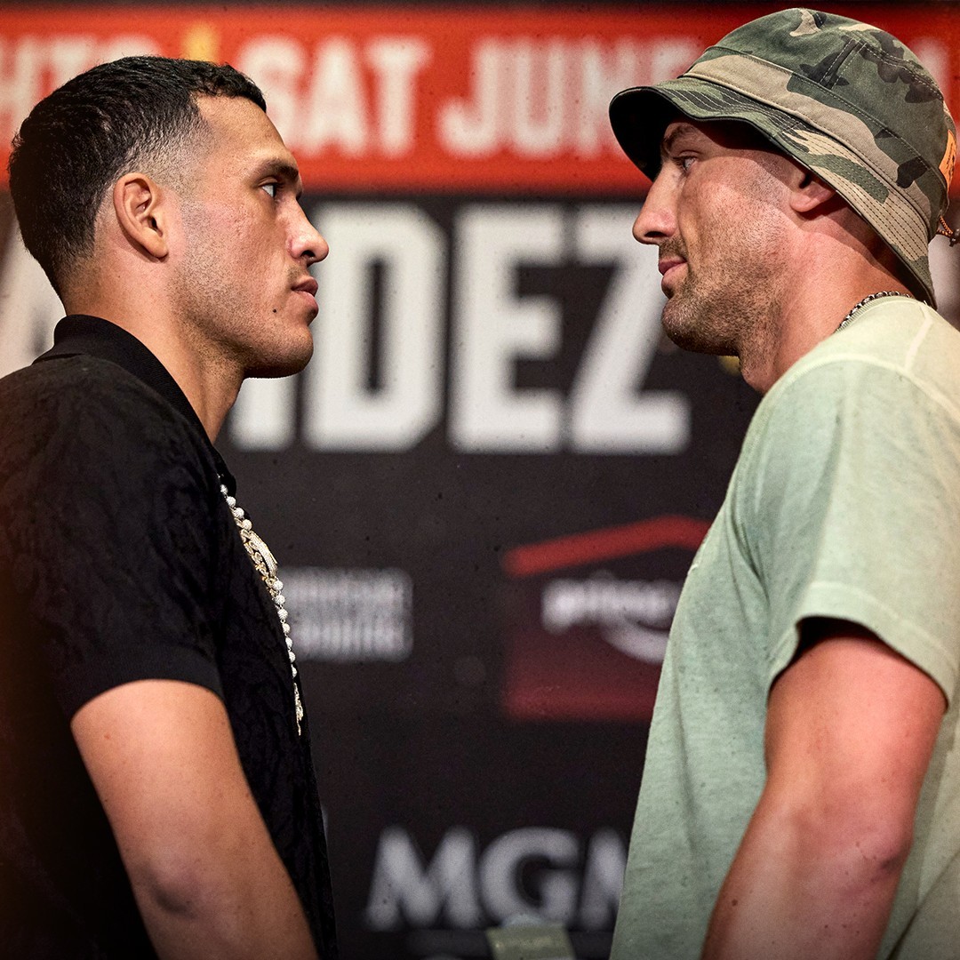 ¿Será David Benavidez quien rompa la racha de triunfos ucranianos? 🤔 El 15 de junio disputará el Mundial Interino WBC semipesado contra el excampeón Oleksandr Gvozdyk 🇺🇦 en Las Vegas 📸 @premierboxing #ESPNKnockOut #DavisMartin #BenavidezGvozdyk