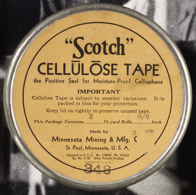 27 maggio 1930 Il giovane ingegnere statunitense Richard Drew, ricercatore della 3M, inventa il nastro adesivo che verrà chiamato #Scotch