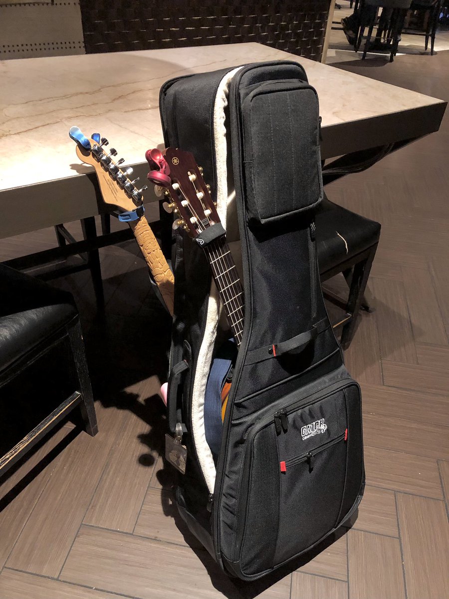 DOC604's tweet photo. I picked up an @gatorcases #Acoustic/#Electric double case to start bringing my @Fender #ElectricGuitar AND my @YamahaGuitars #AcousticGuitar from gig to gig. It’s got plenty of room, an optional rain cover & internal cushions. #GATORcases
#snarktuners & @gruvgear #fretwraps https://t.co/KY9UV0oc0o