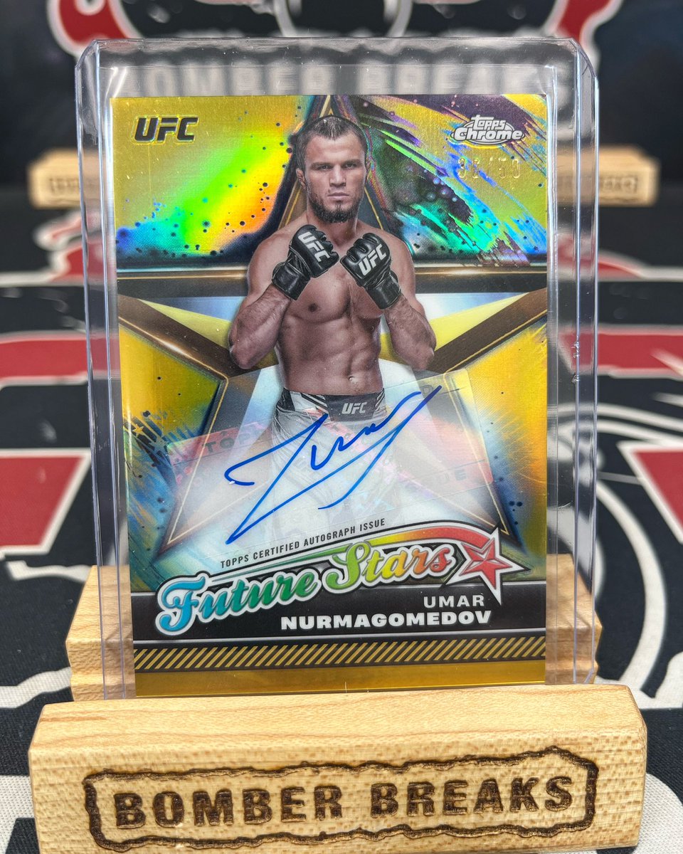 Future Stars Gold Auto /50 of Umar Nurmagomedov popping out of tonight’s @topps UFC Chrome breaks! 💥💥 @fanatics #mma #ufc #ufccards #groupbreaks #boxbreaks #thehobby #casebreaks #toppschrome #collect #like #umarnurmagomedov #topps #autograph