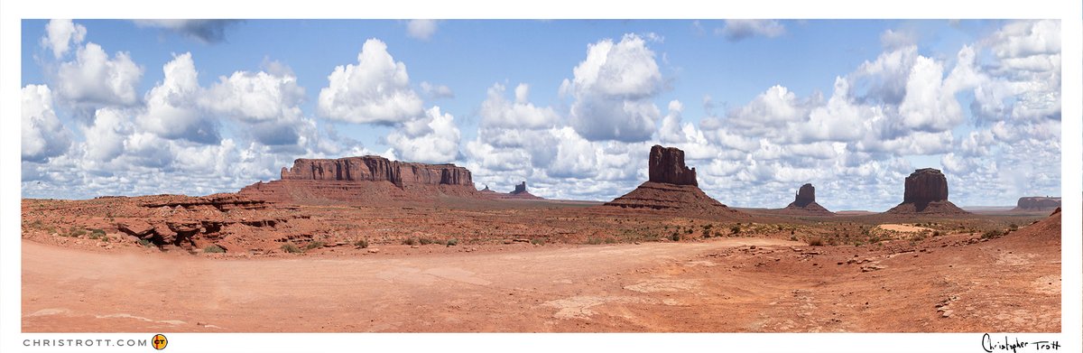 Monument Valley in color 
 #christrott #christophergerhardtrott #panophotos @panophotos #photography #panoAlert #art  @DailyPicTheme2