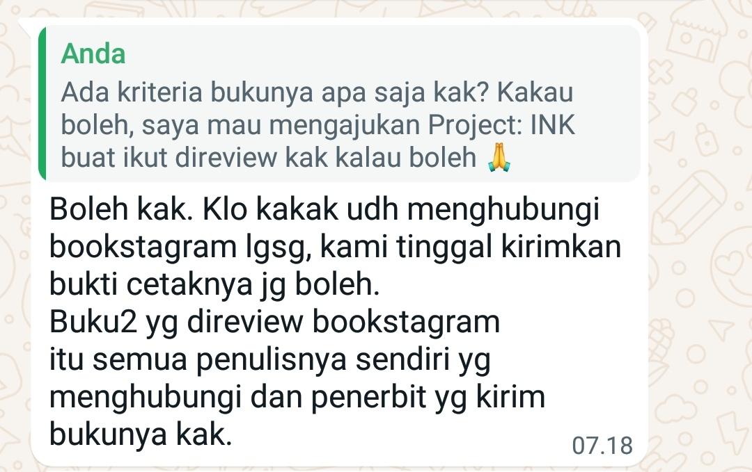 arsyanendrawrts's tweet photo. Jadii, yah, kalau ada kawan-kawan pe-review buku yang mau dikirimin buku. Bolehlah kabarin ane via DM. 

Mayan kan ya, dapet buku baru dengan rasa baru. (Plis bantu bukuku biar laku plis). https://t.co/w8blWo0Lv1