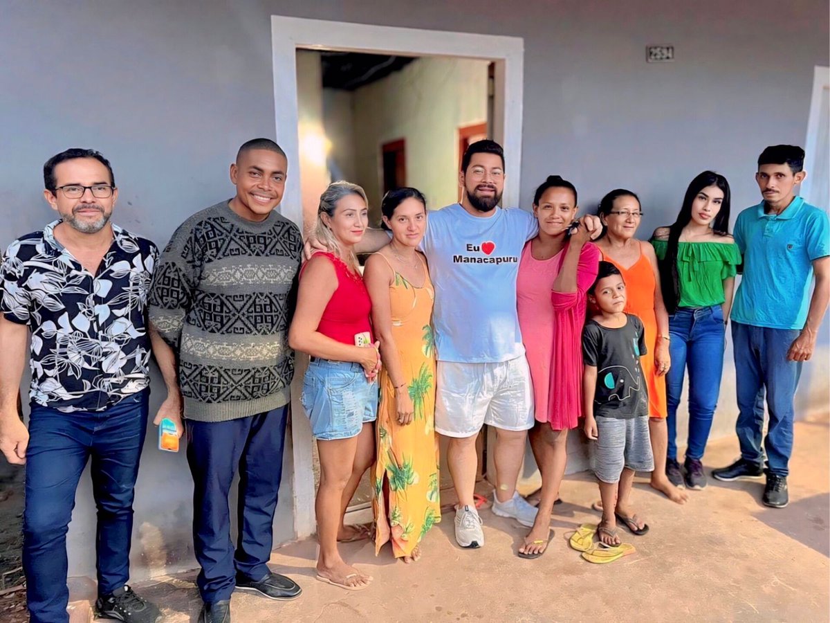 BastosJeffson's tweet photo. A família só cresce, manacapuru quer o novo, tmj meu amigo Denna Alves é daqui pra melhor, e estamos unidos por uma manacapuru igual para todos https://t.co/c54uZQwBgH