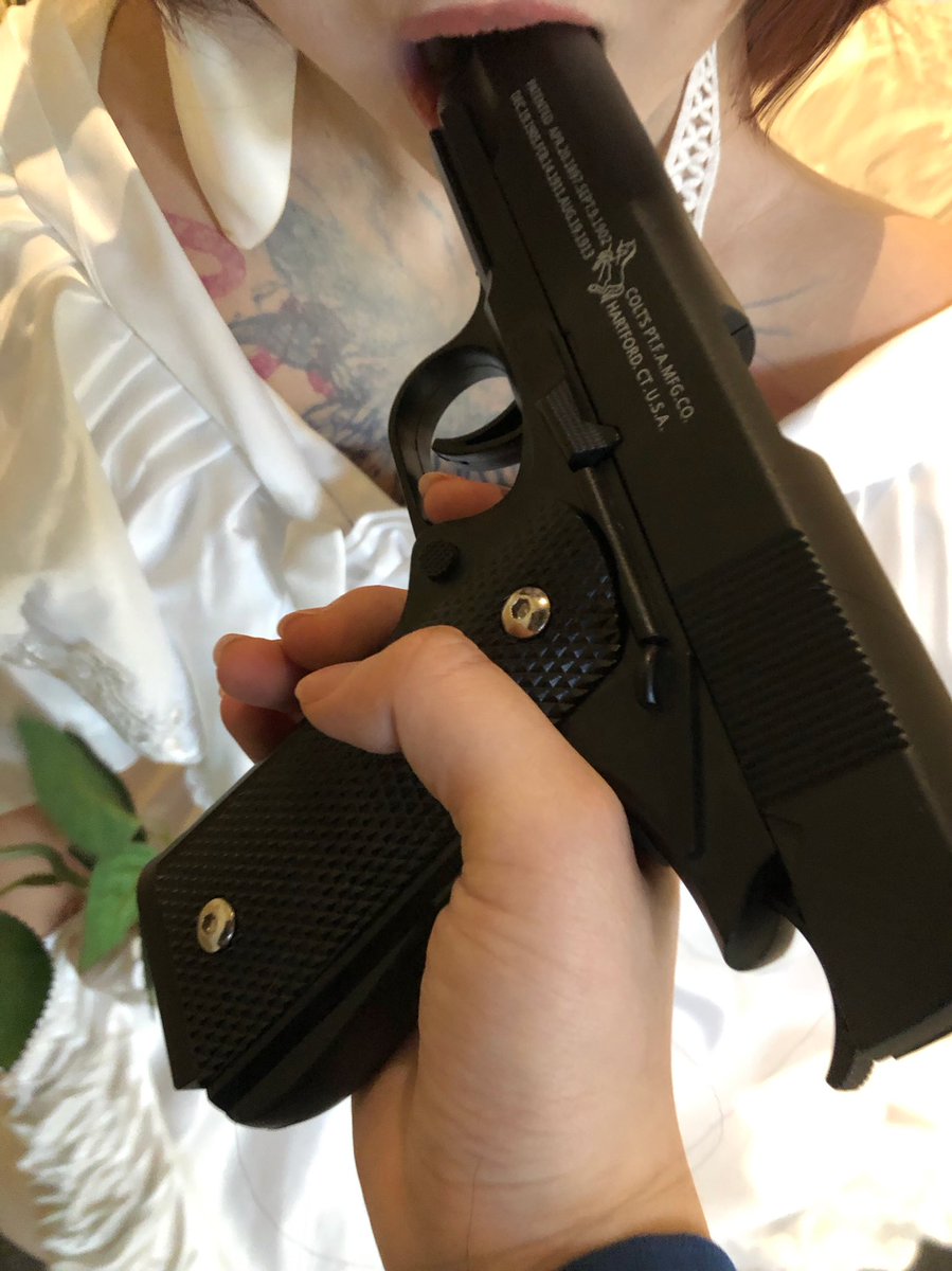 福利姬直至死亡将我们分开分享的黄推图片2 - 网红私拍内容