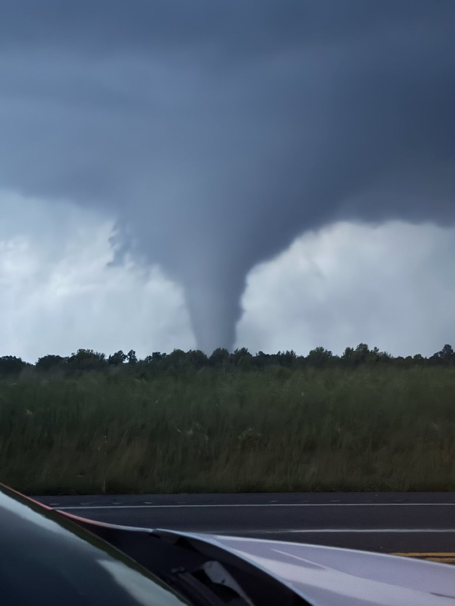 Paducah Kentucky tornado! @spann @NWSPaducah