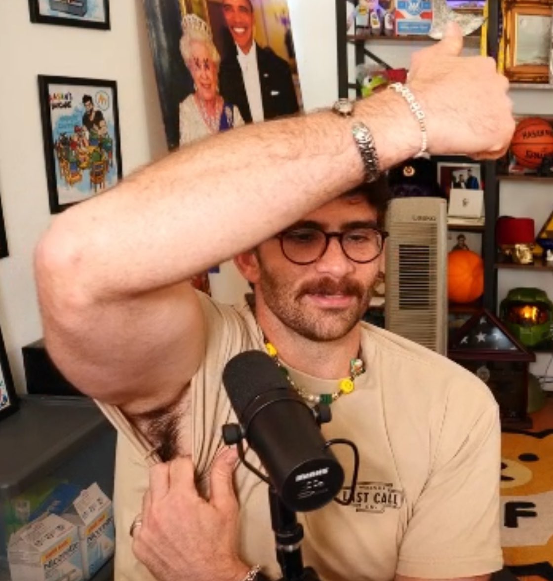antipiker's tweet photo. do y’all find this attractive? https://t.co/GeOUhBzopj