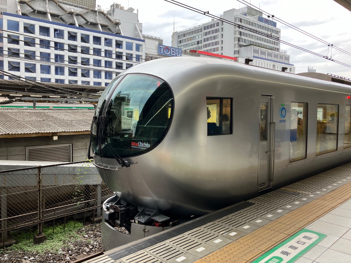 takao73120146's tweet image. 新幹線の時間までだいぶあるので東京駅に荷物を預けて池袋まで地下鉄からのラビュー乗車！

#LAVIEW