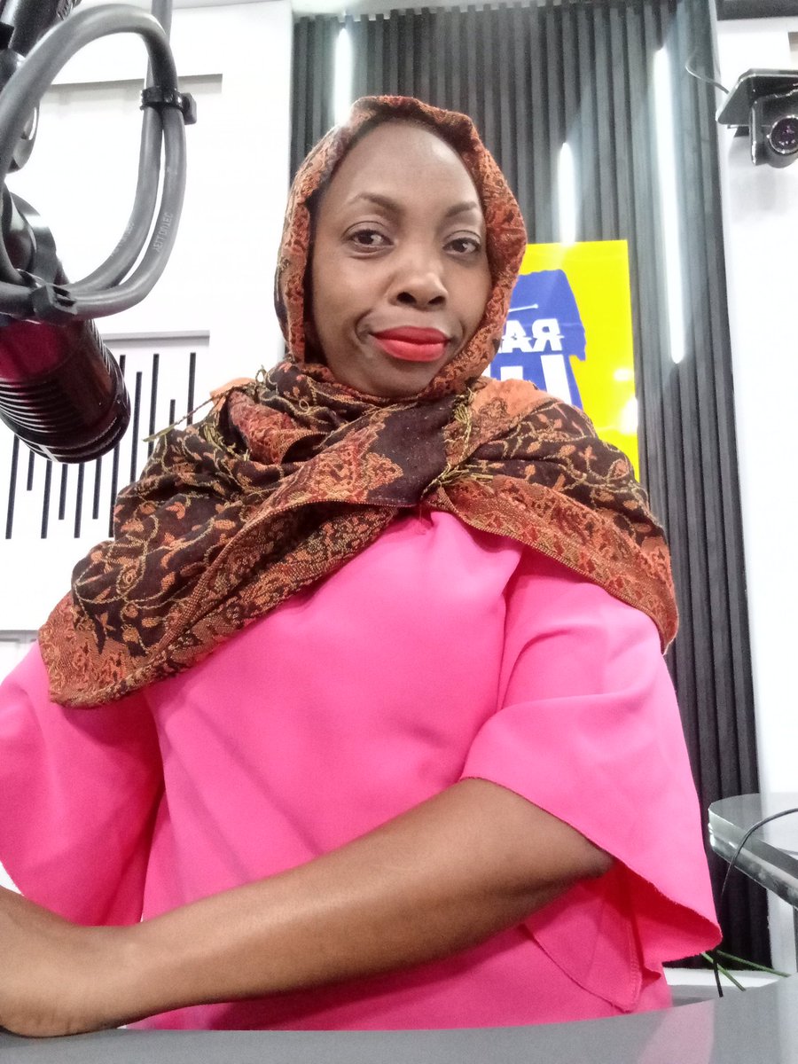 Bwana nifinyange, wakinitazama wakuona wewe, Amina! Good morning, wikendi ilikuaje? Karibu kwa wiki mpya, pokea baraka za wiki na wacha waone Mungu ndani yako. @EvahMwalili @Radio47KE #NuruNaEvahMwalili
#NuruNaEvahMwalili